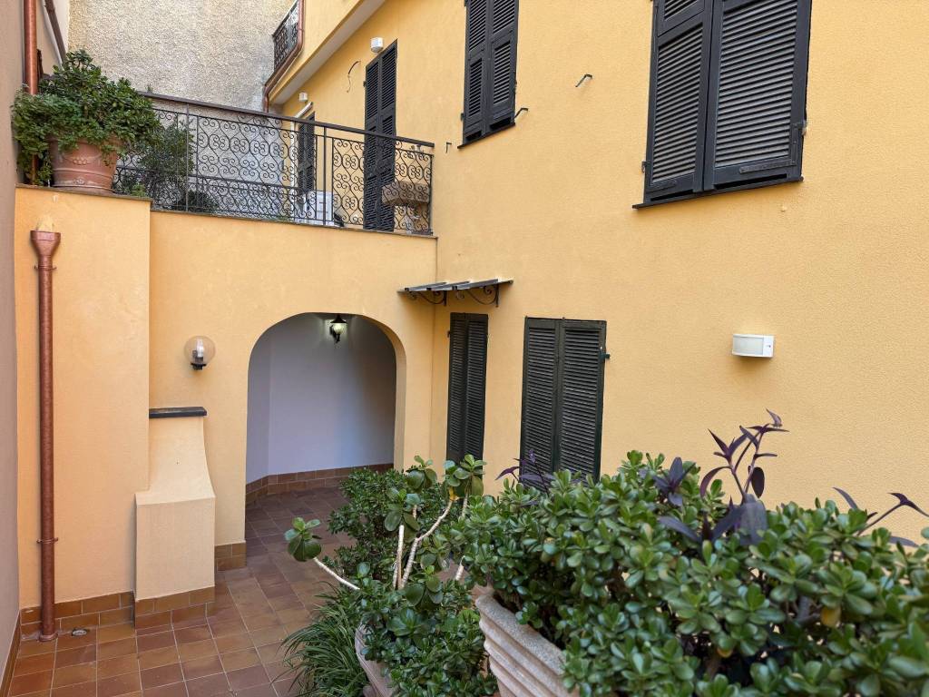 Appartamento a Laigueglia in Via Novara, 14 - Foto 2