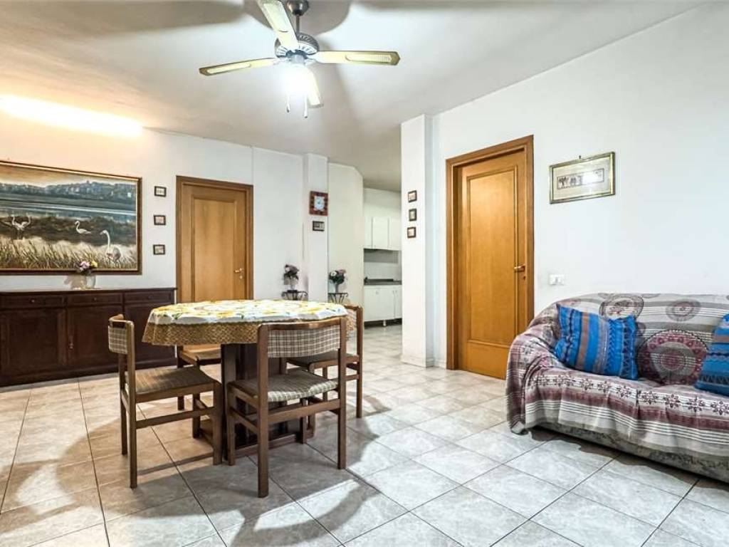 Appartamento a Selargius in Via Quintino Sella , 00 - Foto 2