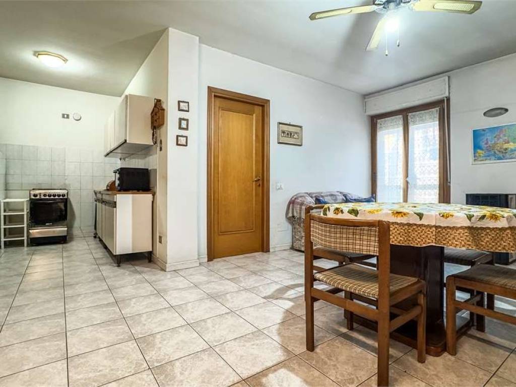 Appartamento a Selargius in Via Quintino Sella , 00 - Foto 4