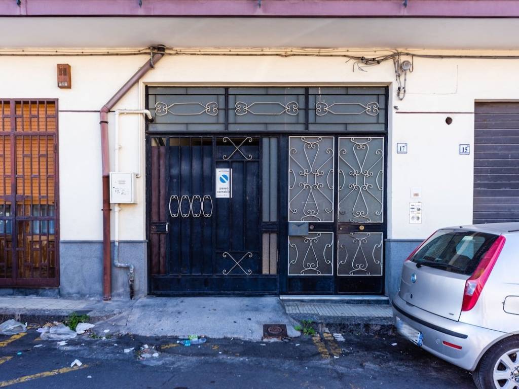 Appartamento a Aci catena in Via Indipendenza, 17 - Foto 2