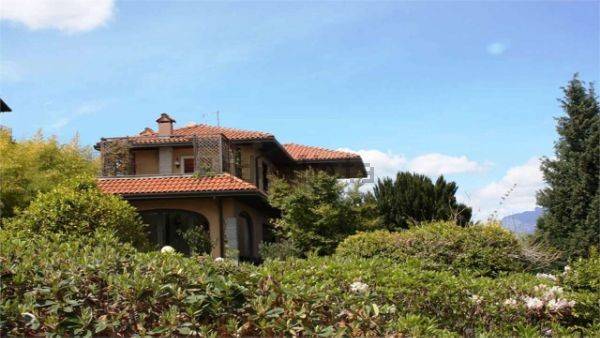 Villa a Stresa in Via per Stresa, 42 - Foto 5