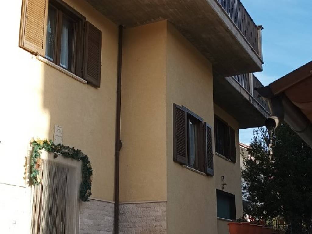 Villa a Popoli - Foto 2