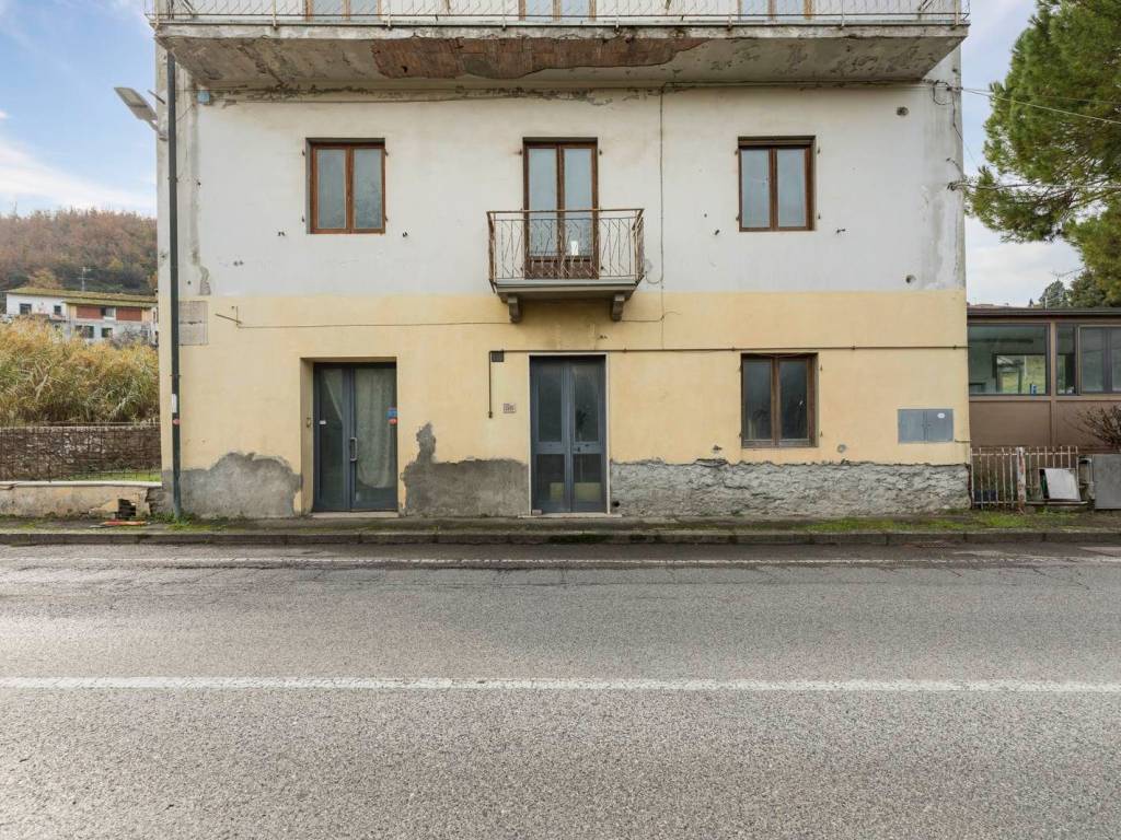 Appartamento a Montelupo fiorentino in via Tosco Romagnola Nord - Foto 3