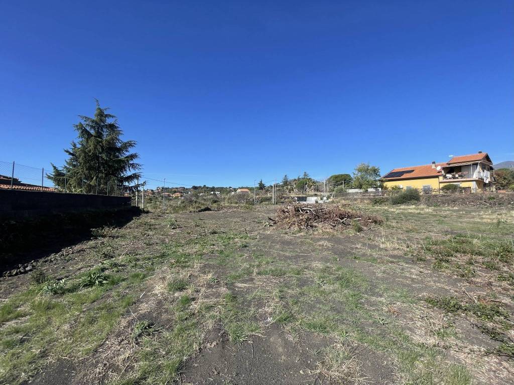 Terreno a Pedara in Via Teocrito - Foto 2