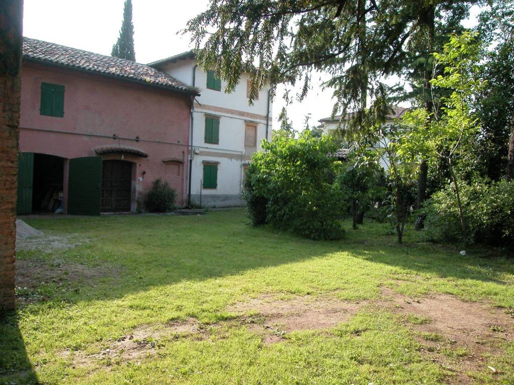 Terreno a Montebelluna in Corso Giuseppe Mazzini - Foto 2