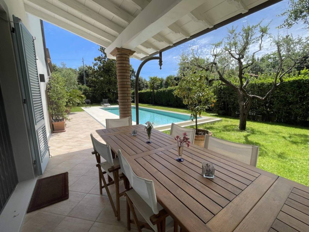 Villa a Pietrasanta in via Bellini, 95 - Foto 5