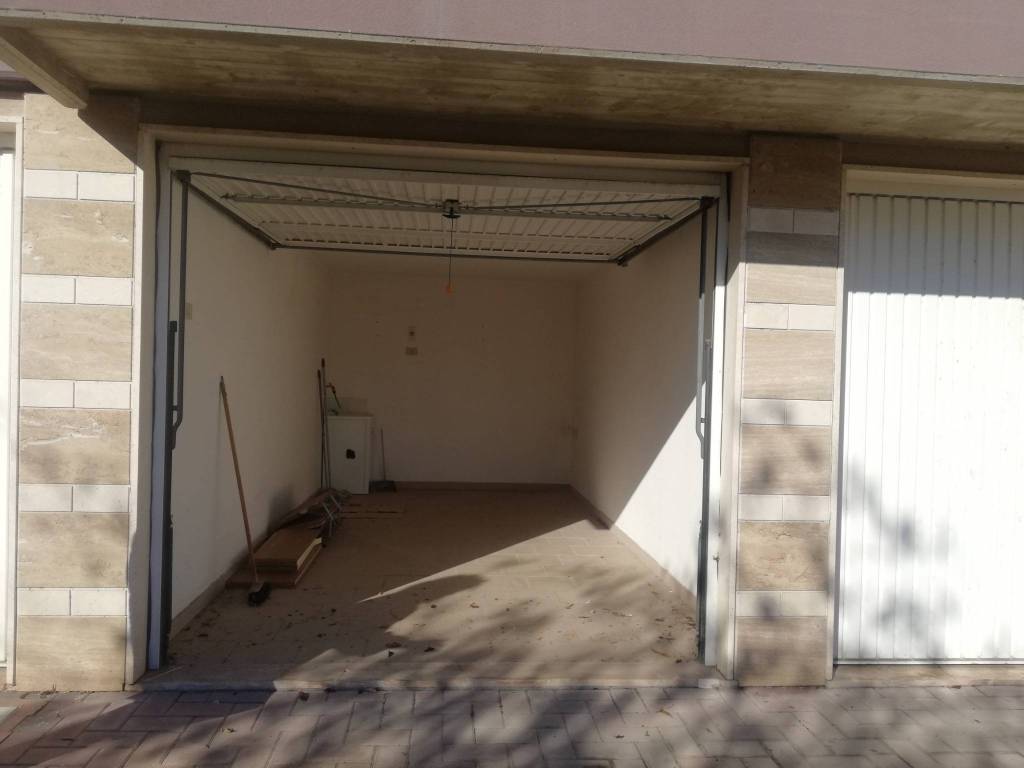 Box / garage a Montesilvano in Via Grecia, 4 - Foto 5