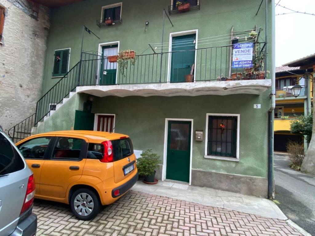 Casa indipendente a Serravalle sesia in Via Parrocchiale, 5 - Foto 3