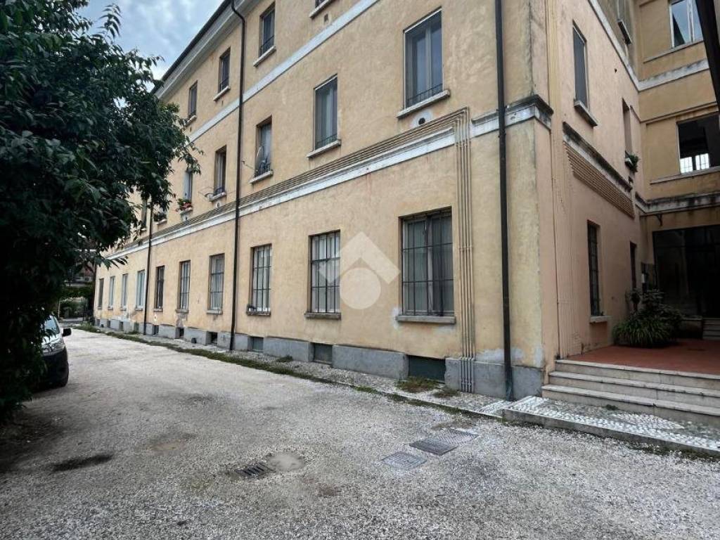 Appartamento a Brescia in Via Canneto, 11 - Foto 3