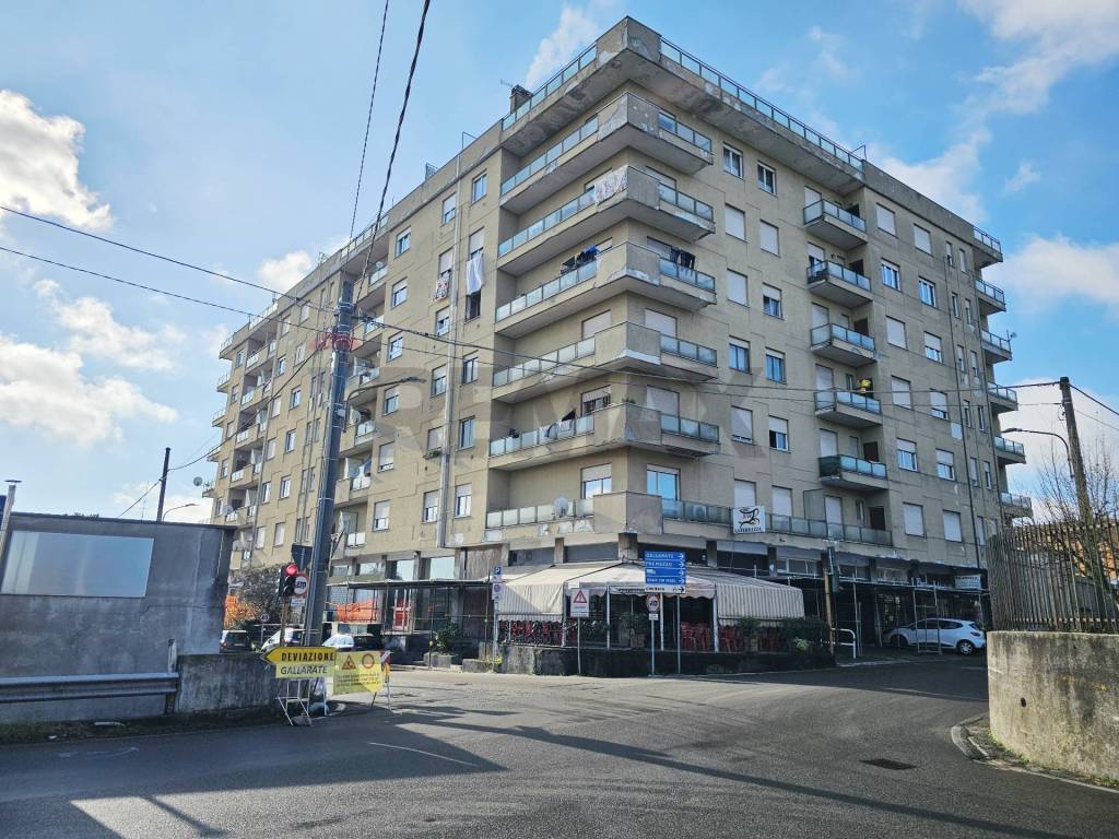 Appartamento a Cavaria con premezzo in Via quattro novembre, 83 - Foto 2