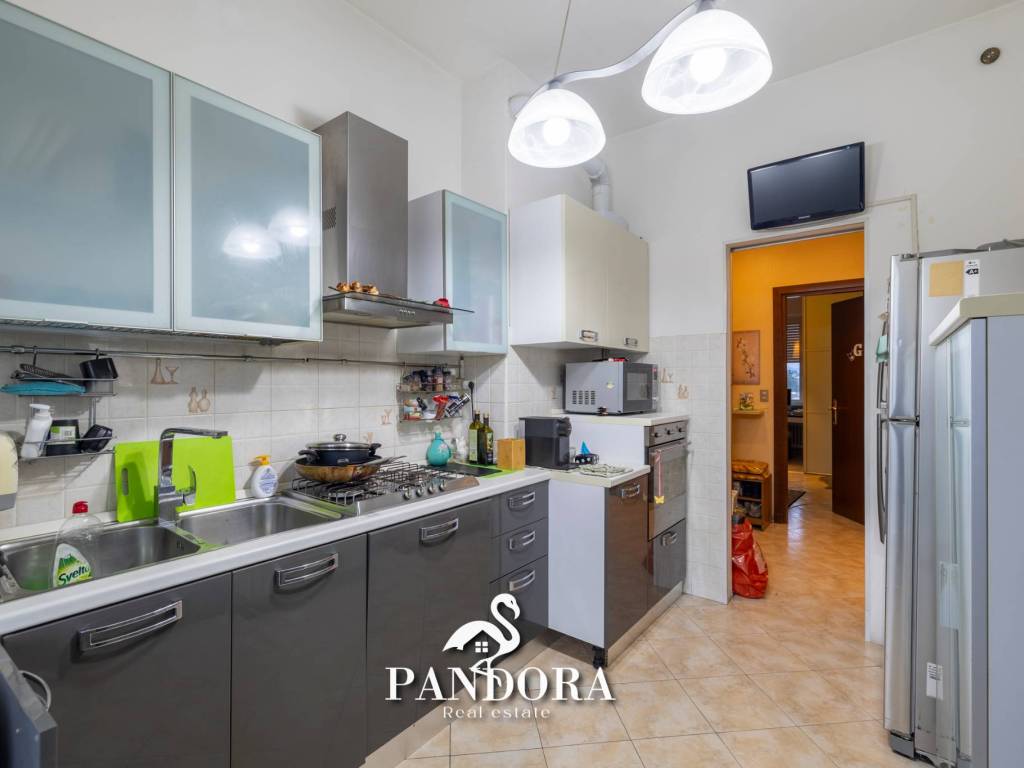 Appartamento a Gallarate in Via Ercole Ferrario, 31 - Foto 5