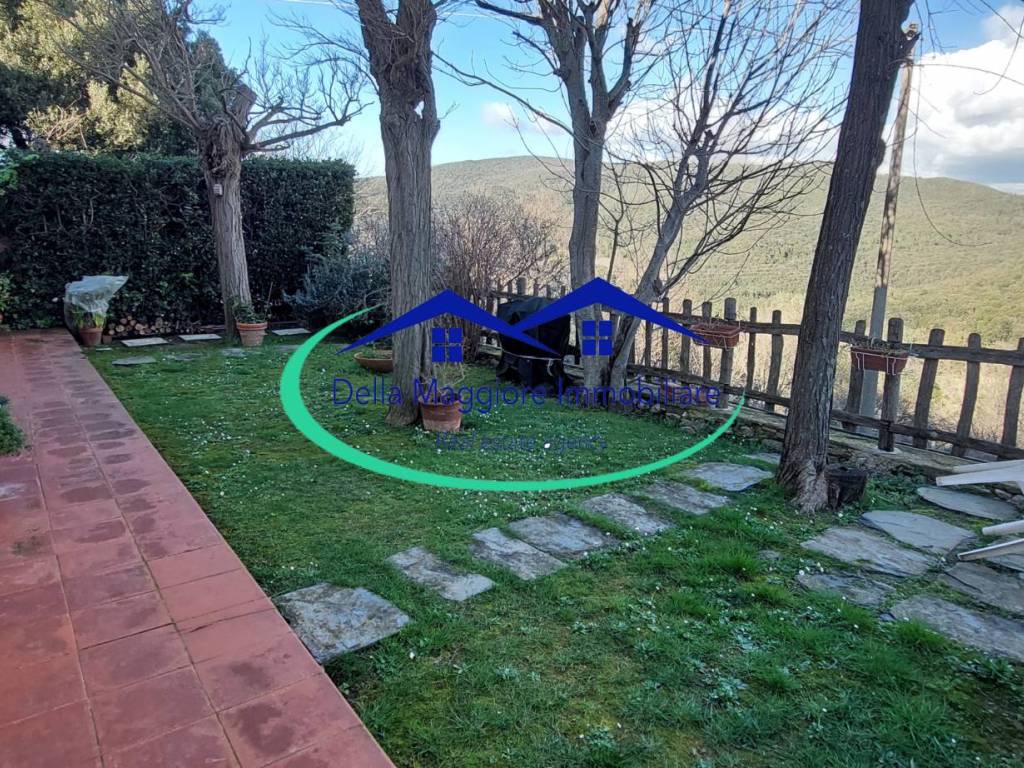 Villa a Livorno in Via della Valle Benedetta, 181 - Foto 3