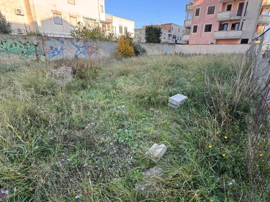 Terreno a Lecce in Via San Pompilio Maria Pirrotti - Foto 2