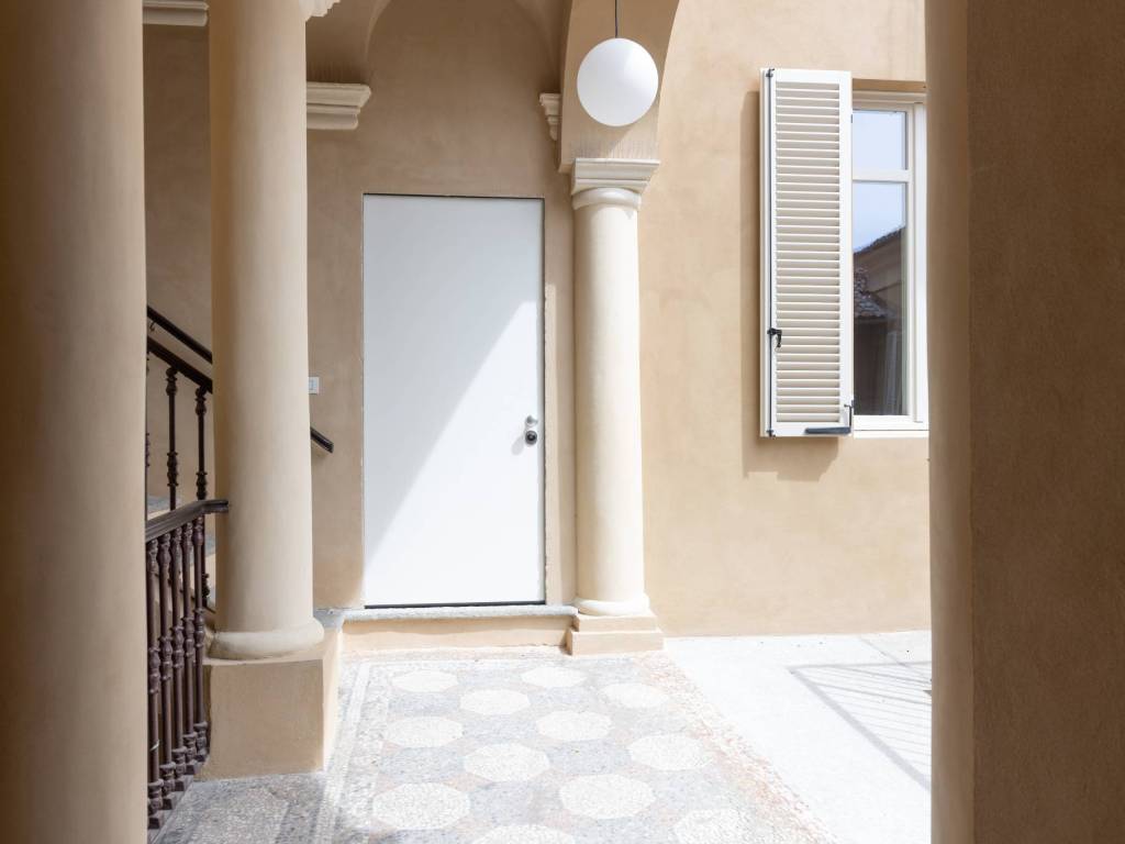 Appartamento a Chieri in Via Vittorio Emanuele II, 38 - Foto 2