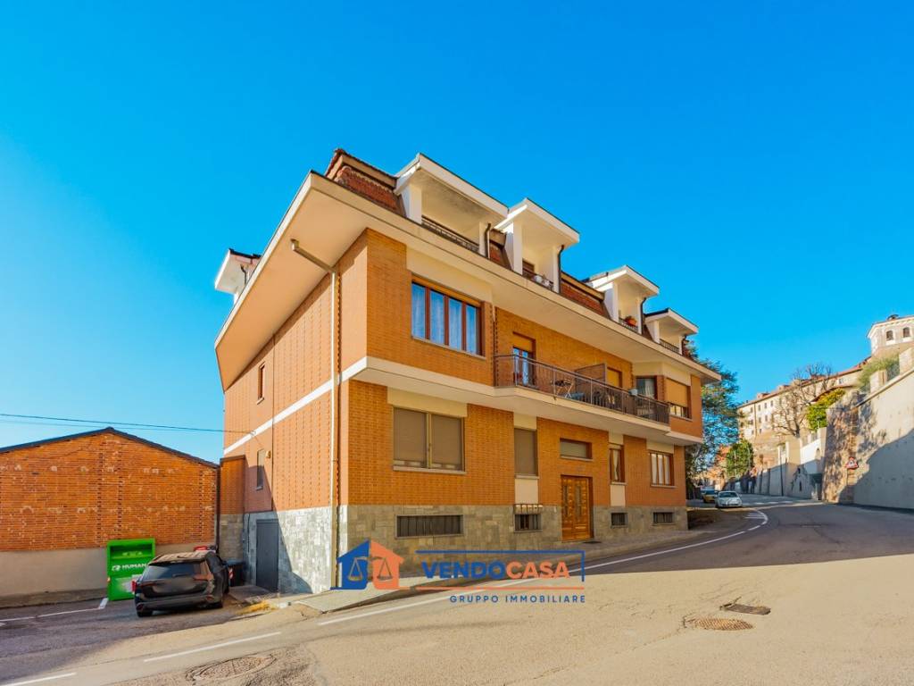 Appartamento a Moncucco torinese in Via Roma, 24 - Foto 2