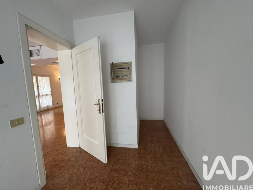 Appartamento a Mirandola in Via Circonvallazione - Foto 4