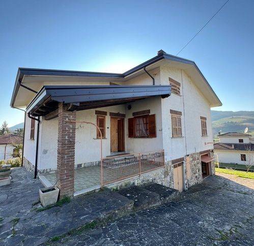 Villa a Bettola in Strada Del Poggio - Foto 3
