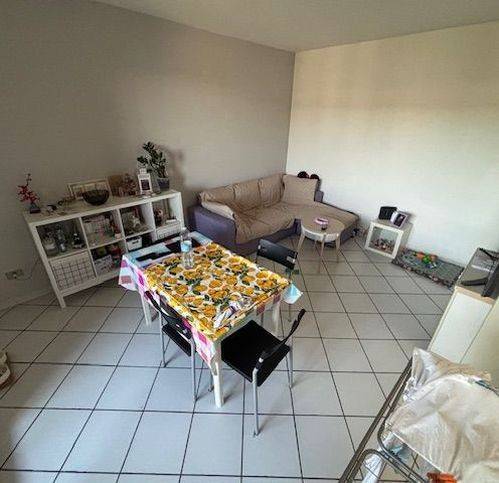 Appartamento a Piacenza in Via Roberto De Longe - Foto 2