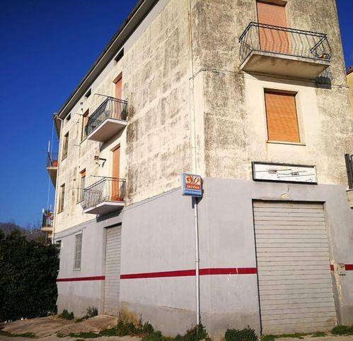 Palazzo / stabile a Isernia in Via Occidentale - Foto 3
