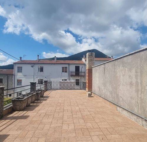 Villa a Pescolanciano in Via Garibaldi 98 - Foto 2