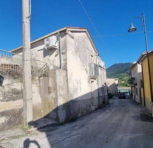 Appartamento a Pettoranello del molise in Via Vittorio Emanuele - Foto 3