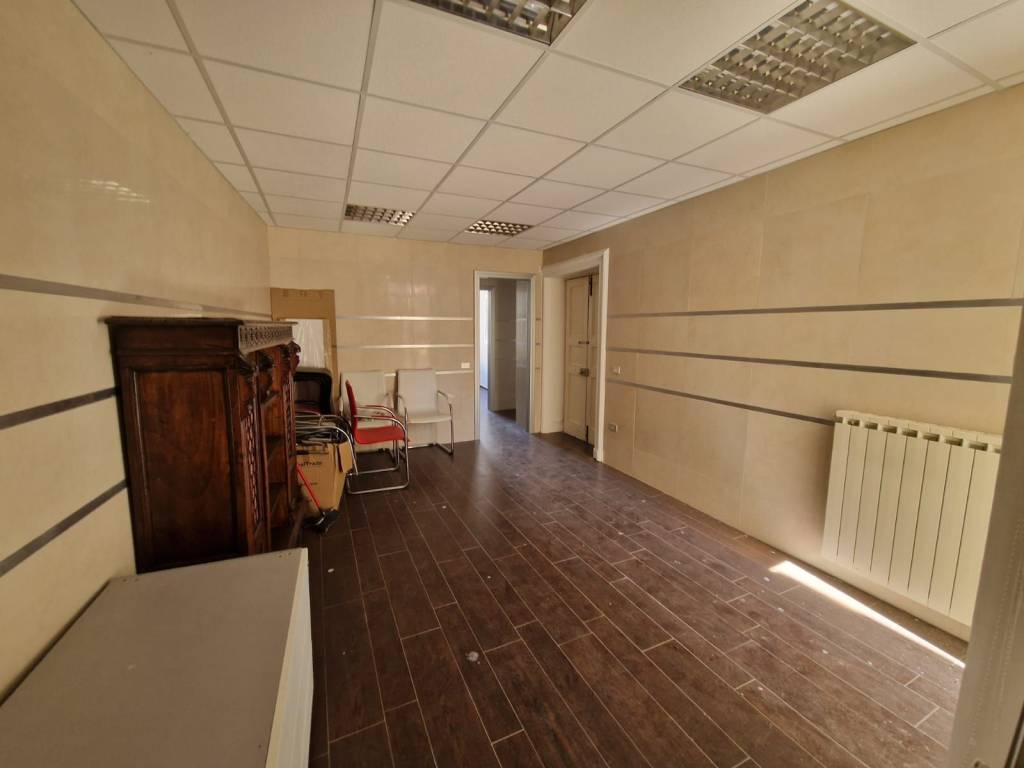 Appartamento a Isernia in Piazza San Pietro Celestino - Foto 5