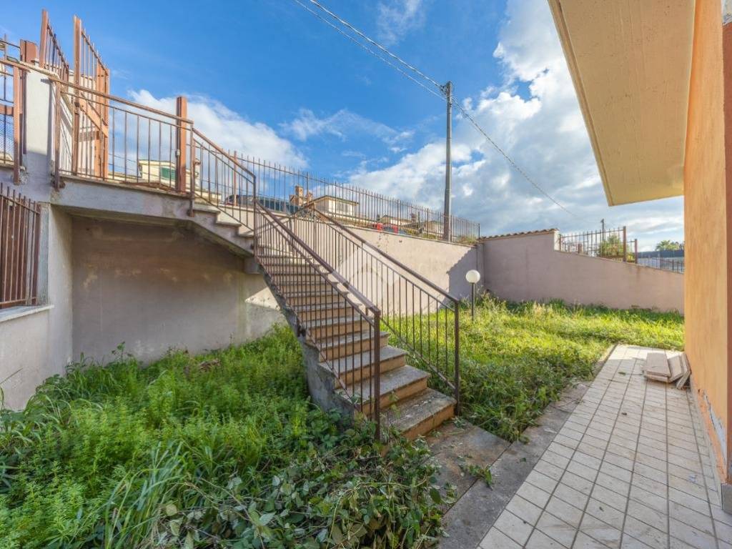 Villa a Guidonia montecelio in Via Guido Reni, 15 - Foto 3