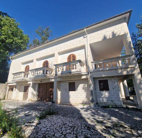 Villa a Isernia in Viale 3 Marzo 1970 181 - Foto 2