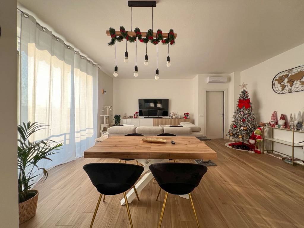 Appartamento a Cantù in Via Ortigara, 10 - Foto 4