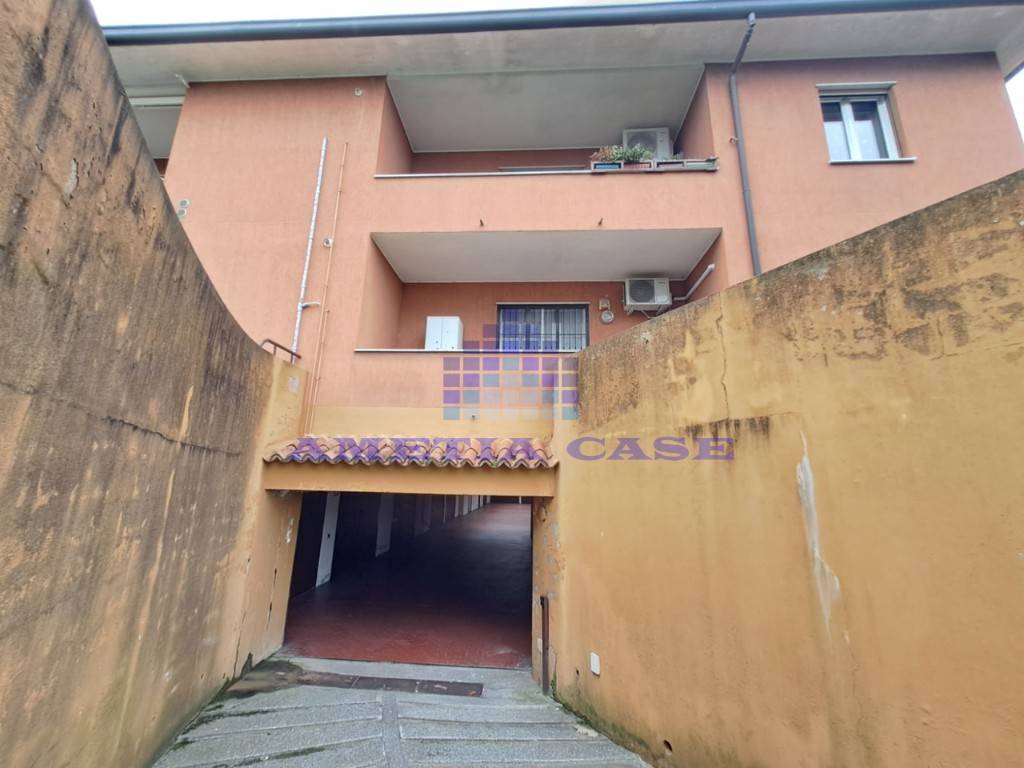 Box / garage a Lomagna in Via Osnago - Foto 4