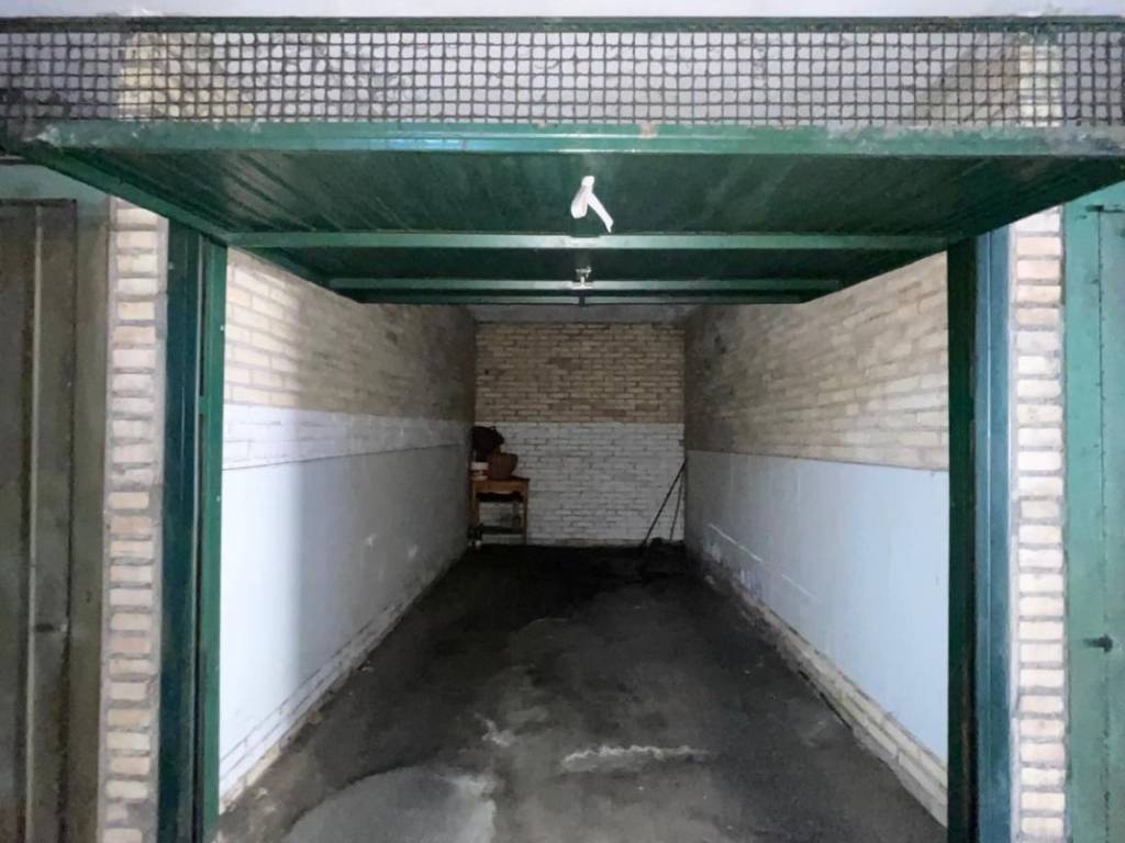 Box / garage a Terni in Via Alunno - Foto 3