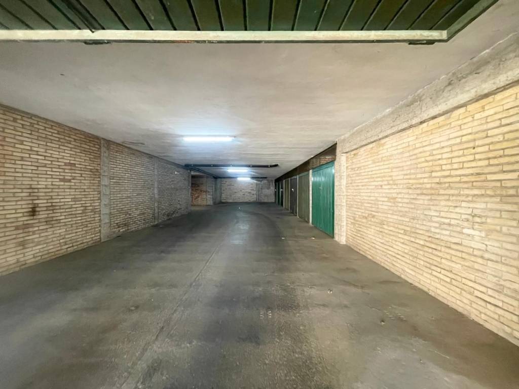 Box / garage a Terni in Via Alunno - Foto 5