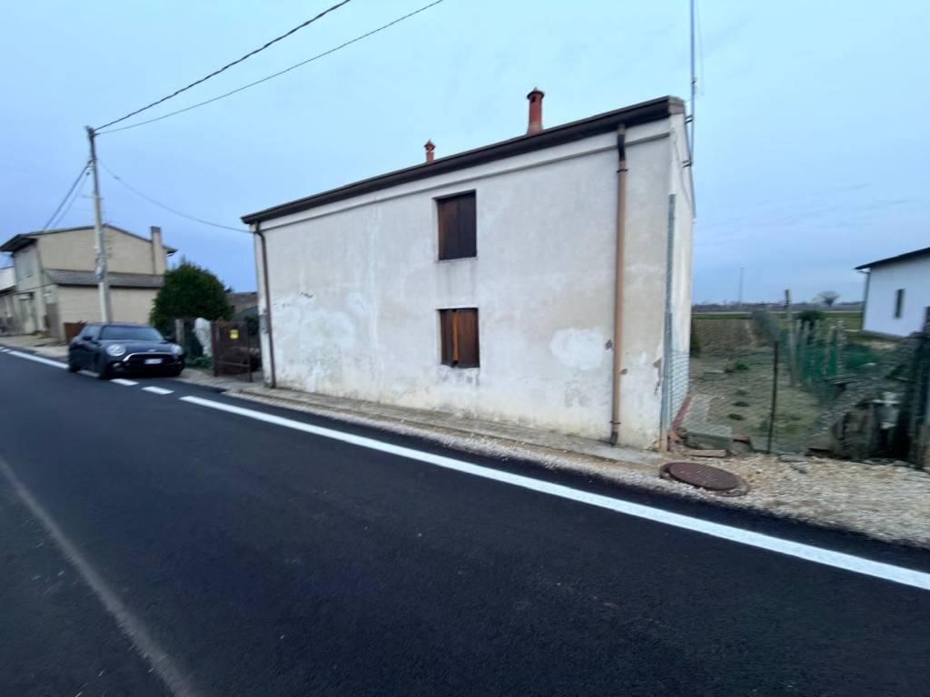 Villa a Villadose in Via Giuseppe Garibaldi - Foto 2