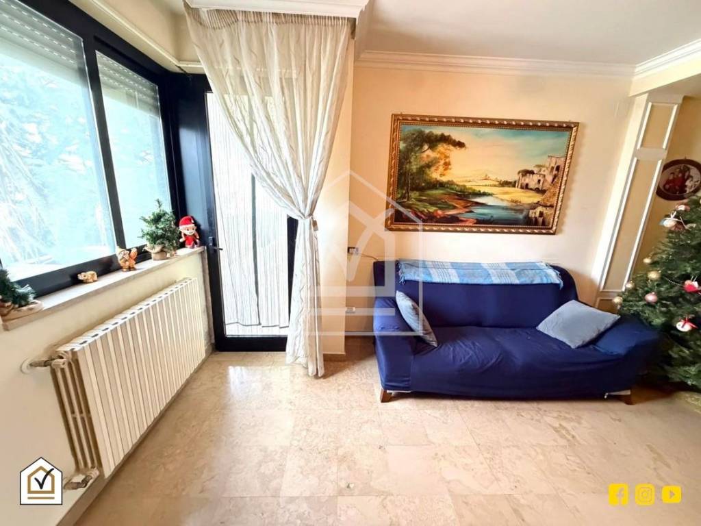 Appartamento a Noicattaro in Via Martiri della Carità - Foto 4