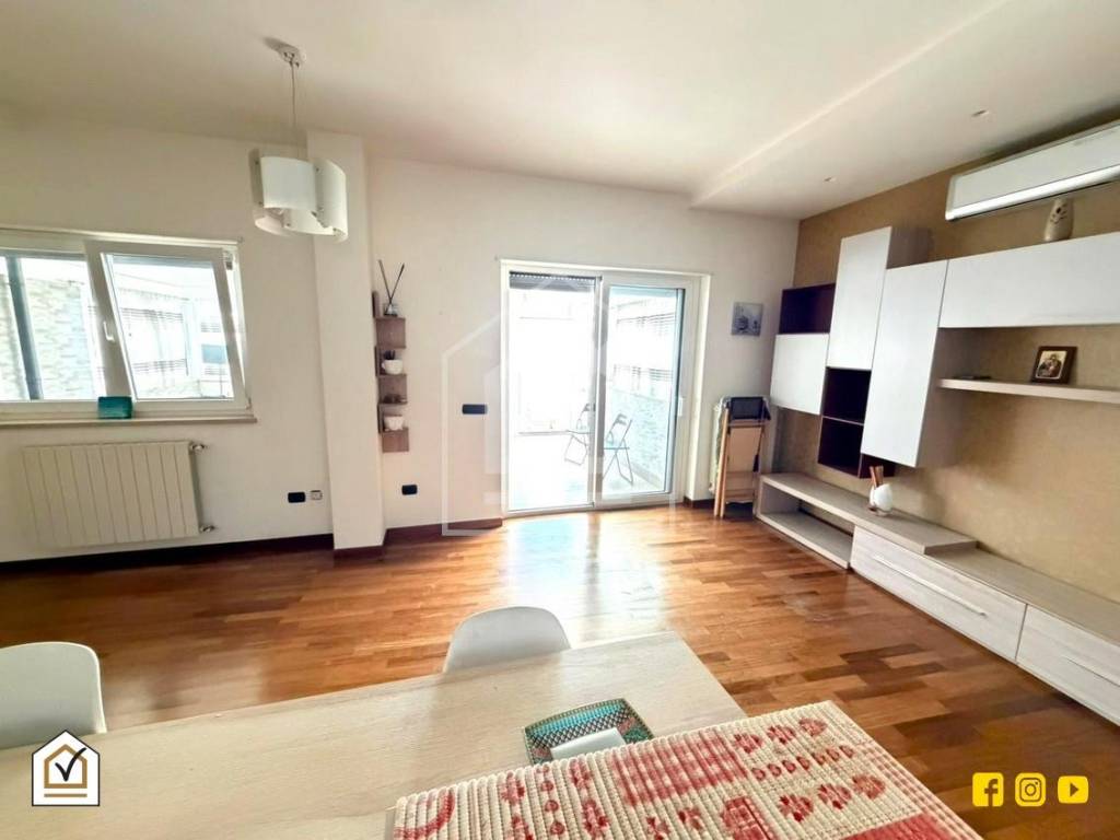 Appartamento a Noicattaro in Via Giuseppe Giusti - Foto 5