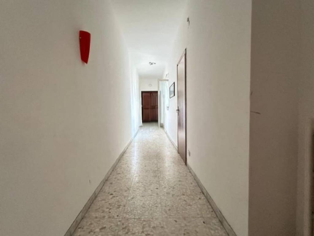 Appartamento a Cosenza in Piazza Fausto e Luigi Gullo - Foto 3