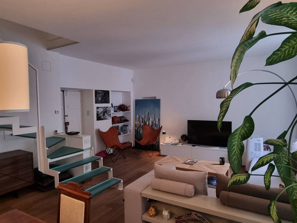 Appartamento a Como in Via Alessandro Volta - Foto 4