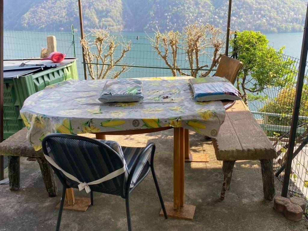 Villa a Valsolda in Via Statale - Foto 3