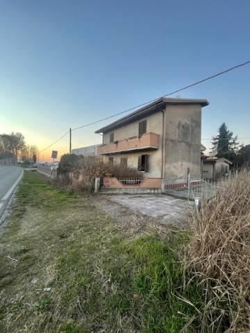 Villa a Copparo in Via Primicello, 86 - Foto 2