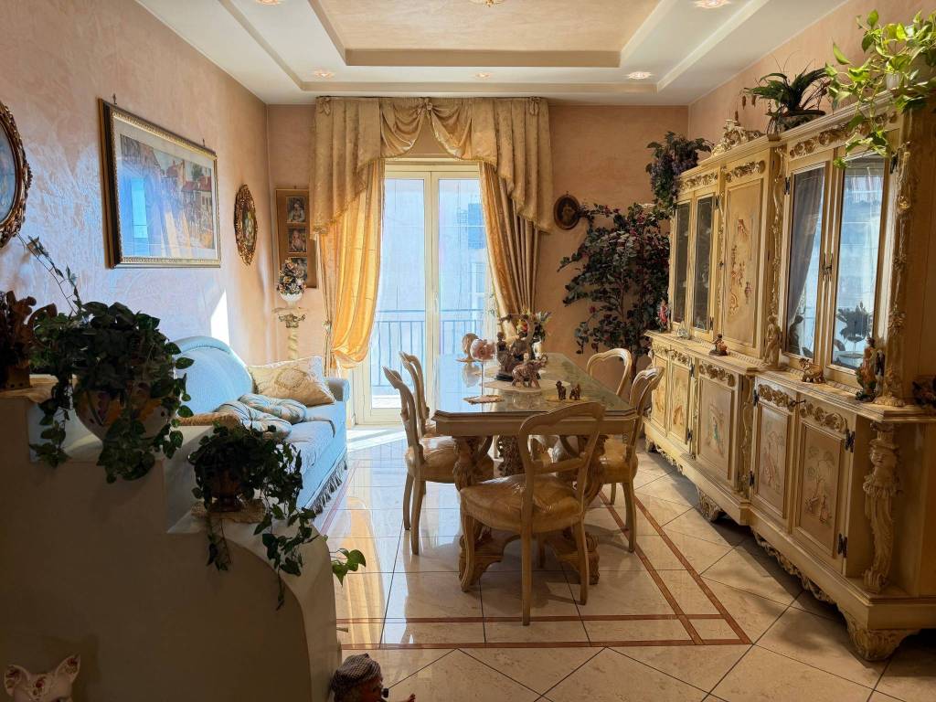 Appartamento a Gravina di catania in Viale dell'Autonomia, 11 - Foto 2