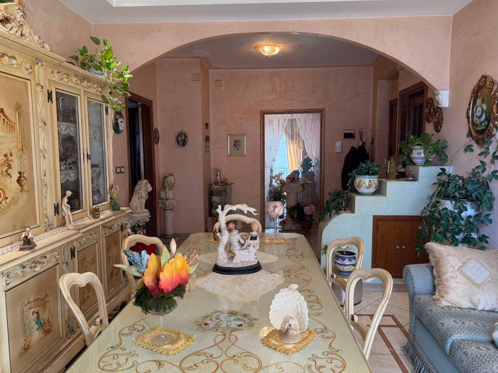 Appartamento a Gravina di catania in Viale dell'Autonomia, 11 - Foto 5