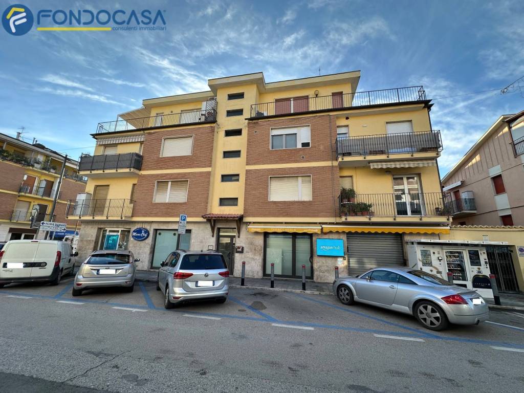 Appartamento a San benedetto del tronto in Via dei Laureati, 42 - Foto 2