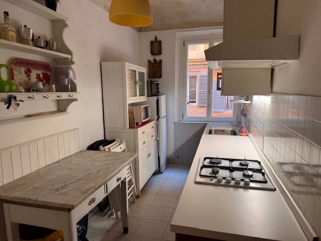 Appartamento a Modena in Via Cesare Battisti - Foto 4