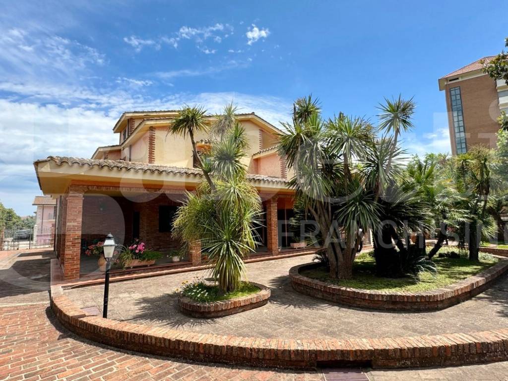 Villa a Iglesias in Corso Colombo , 77 - Foto 4