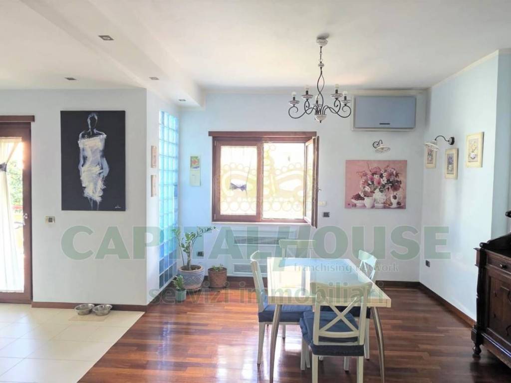 Appartamento a Caserta in Via Aristide Giovanni Barducci, 18 - Foto 2