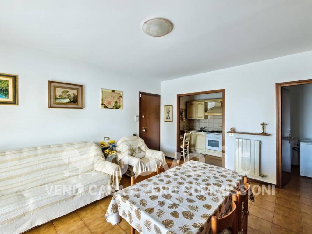Appartamento a Besozzo in Via Beolchi, 22 - Foto 5