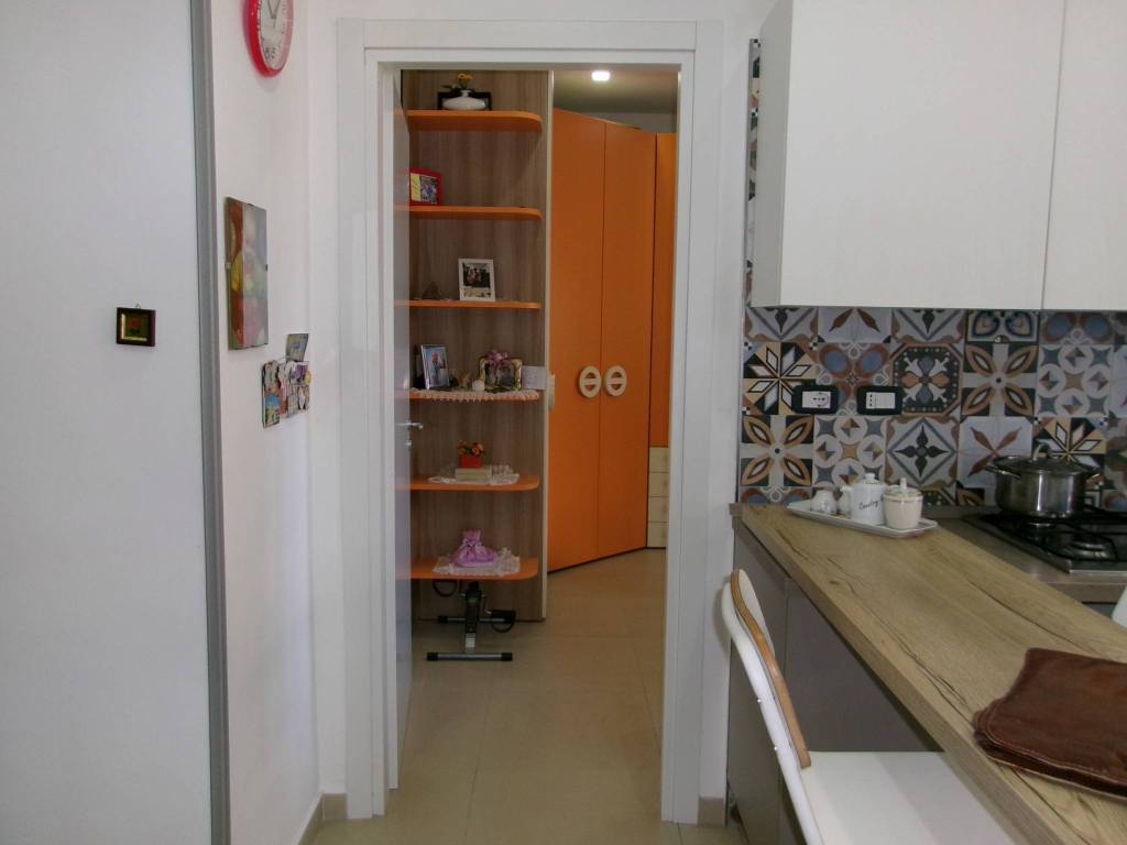 Appartamento a Portici in Via Gravina, 16 - Foto 2