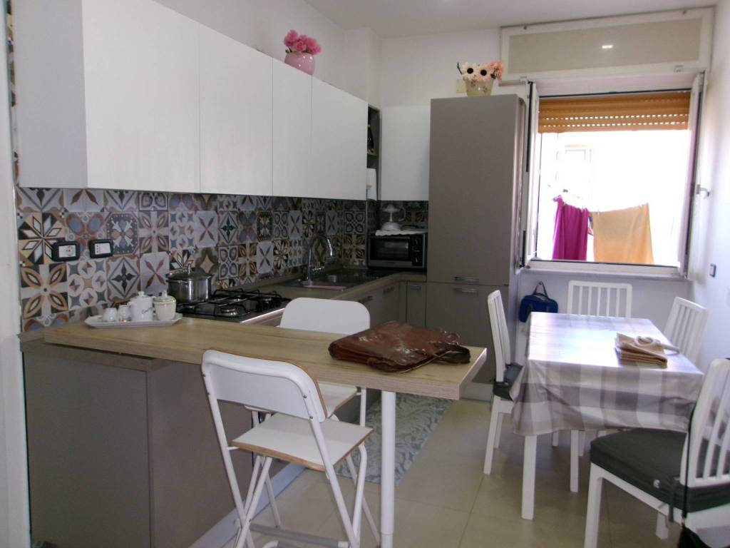 Appartamento a Portici in Via Gravina, 16 - Foto 4