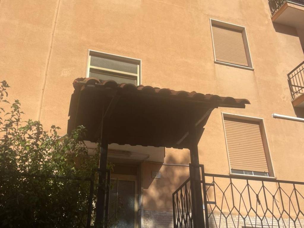 Appartamento a Civitavecchia in Via Leopoli - Foto 3