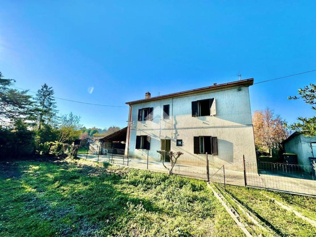 Casa indipendente a Spoleto in frazione Via Cerquestrette, 171 - Foto 3